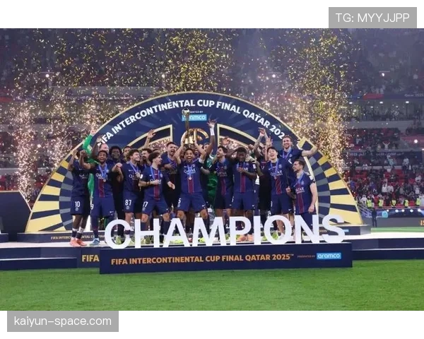 突发：主裁判经VAR复核，取消巴黎圣日耳曼点球判罚